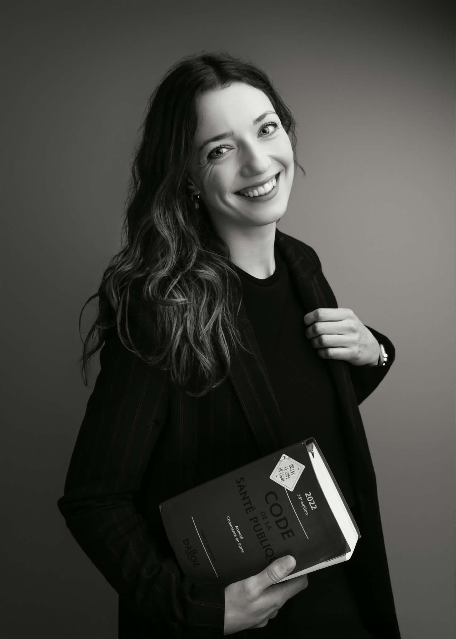 Portrait de Maître Elisa Couvreur